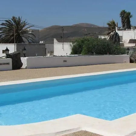 شقة La Asomada Sleeps 5 Pool Wifi La Asomada (Lanzarote)