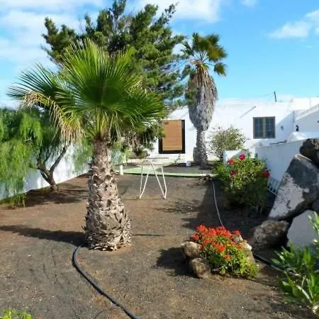 La Asomada Sleeps 5 Pool Wifi شقة La Asomada (Lanzarote)